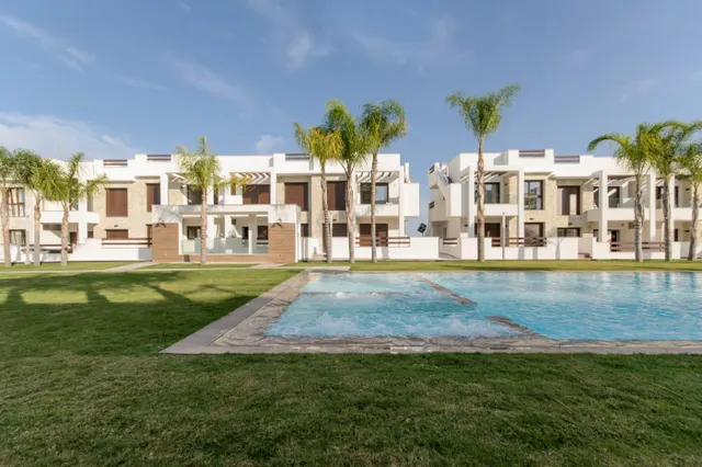 RESIDENCIAL DE OBRA NUEVA DE BUNGALOWS EN LOS BALCONES, TORREVIEJA — 34