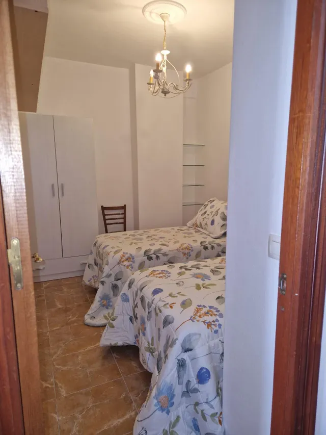 Casa 3 habitaciones 146m² en alquiler - Aracena — 28