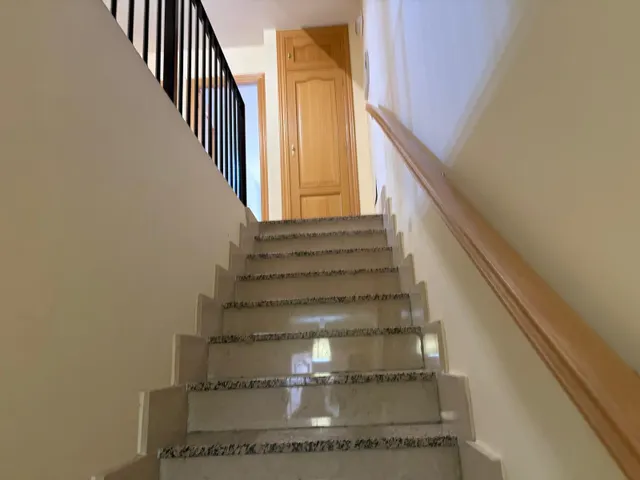 ESTUPENDA CASA PARA ALQUILAR — 12