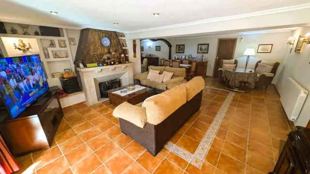 Exclusiva vivienda de planta baja en la prestigiosa Urbanización R-66 con 1.000 m2 de parcela y espectacular piscina privada — 21