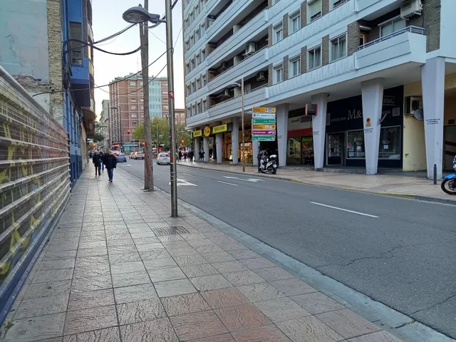 Garaje en C/ Cánovas. Zaragoza — 11