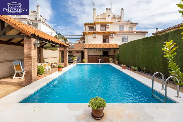VIVIENDA PAREADA EN MONTELUZ — 9