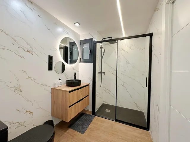 Espectacular vivienda de diseño con piscina privada — 18