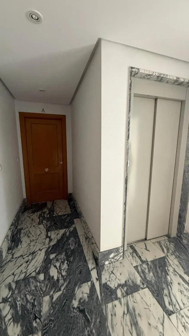Se vende en la av/ del ferrocarril — 17
