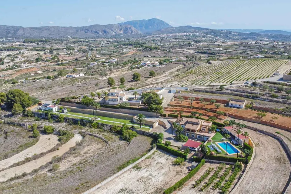 Villa 8 habitaciones 696m² en venta - Benissa pueblo