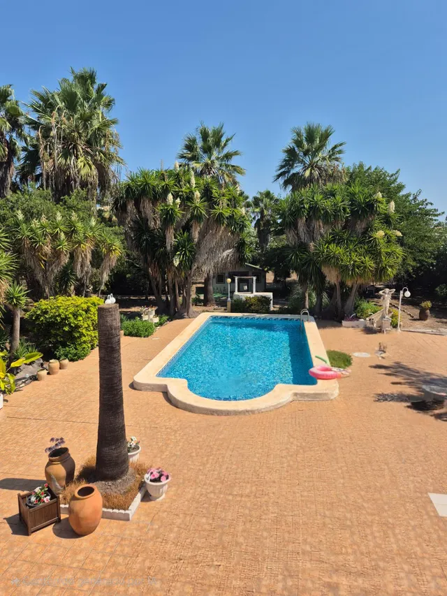 Exclusiva villa en Oliva Nova, Costa Blanca — 26