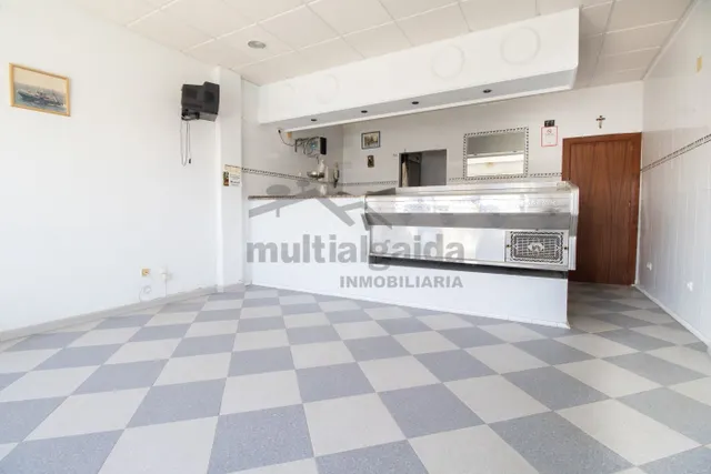 LOCAL COMERCIAL EN MONTEOLIVETE - foto 4
