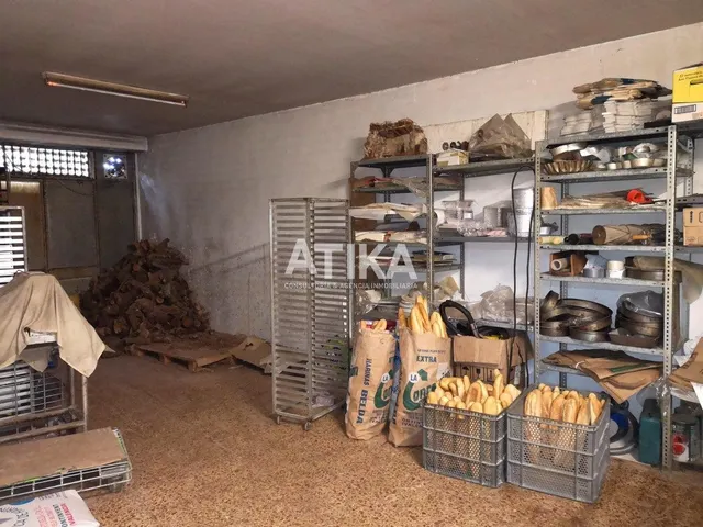 LOCAL VENTA ACONDICIONADO COMO PANADERÍA — 8