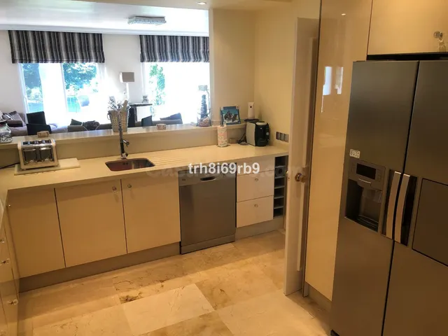 Chalet 3 habitaciones 193m² en venta - Costa Del Sol - foto 4