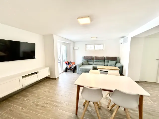 Villa 5 habitaciones 166m² en venta - Villamartin — 31