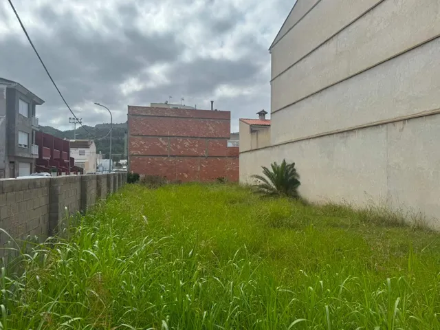 SOLAR EN CENTRO UBANO. OPCIÓN DE SEGREGACIÓN PARA CONSTRUIRSE UNA CASA. DESDE 100 M2. — 5