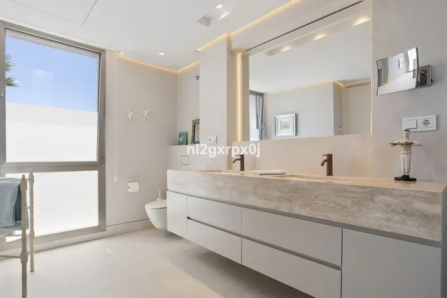 Chalet 3 habitaciones 398m² en venta - Marbella — 11