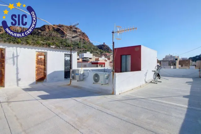 Espacio y comodidad en el centro de Almenara — 37