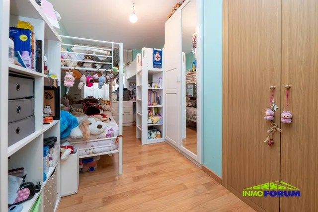 Luminoso piso de 3 dormitorios, 2 baños, garaje y trastero. — 32