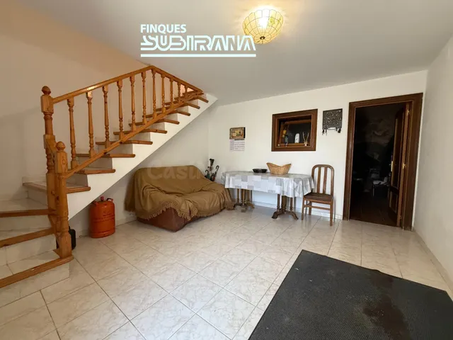 CASA A LA TORRE DE CLARAMUNT POBLE AMB PRECIOSES VISTES A LA - foto 4