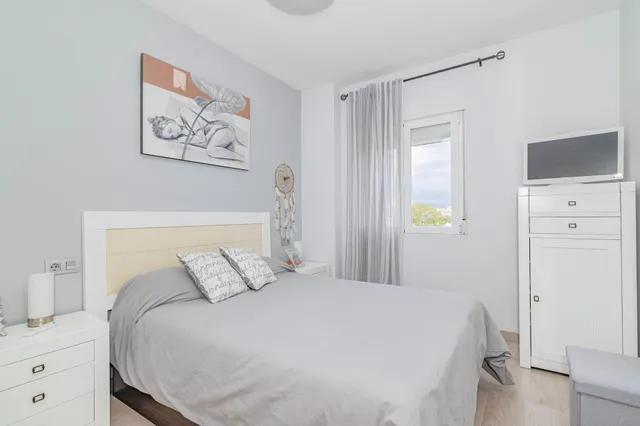 PISO EN EL CENTRO DE LA ZUBIA — 18