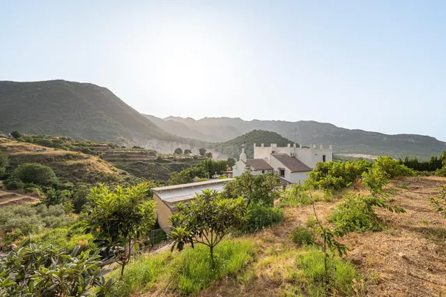 FINCA CON CASA EN VENTA OJEN — 5