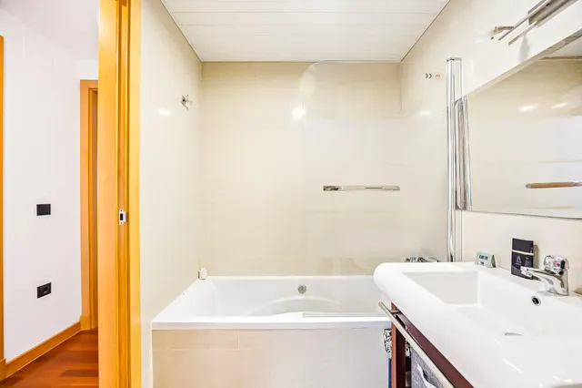 Mucho más que un piso: tu nuevo hogar junto al mar — 28