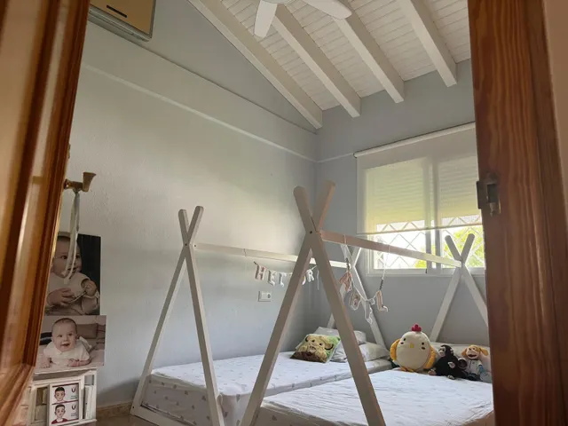 CHALET PAREADO EN LA ALCAINA | 4 DORMITORIOS, JARDÍN, GARAJE - foto 3