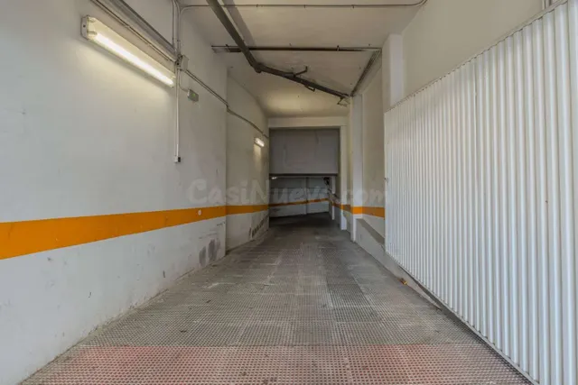 Garaje 13m² en venta - Centro - foto 4