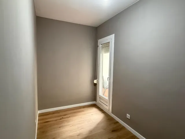Piso reformado de 3 habitaciones con patio en Gràcia — 27