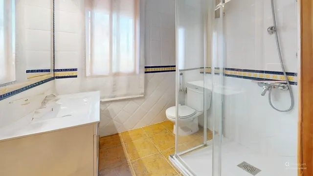 PARCELA EN PROINDIVISO CON VIVIENDA — 25