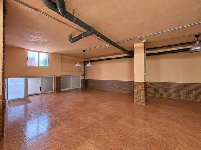 VIVIENDA EN EL GARBANZAL DE 478M2 Y SOTANO DE 214M2 — 40