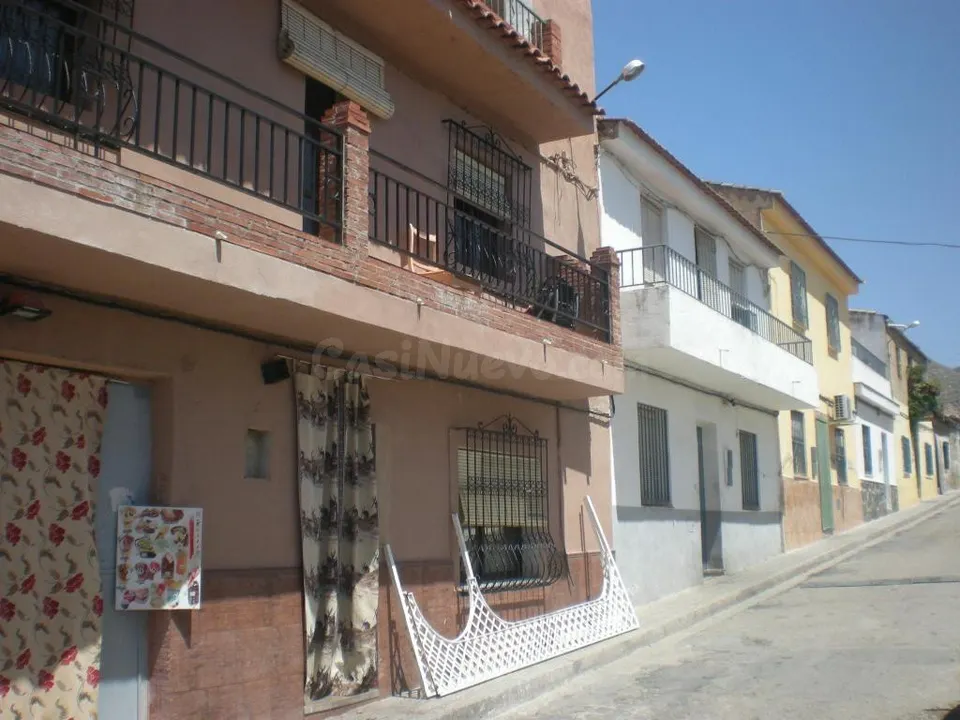 Casa adosada en venta en Atarfe zona barranco