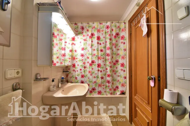 CHALET CON TERRAZA, GARAJE Y BARBACOA EN LA PLAYA DE GANDÍA — 48