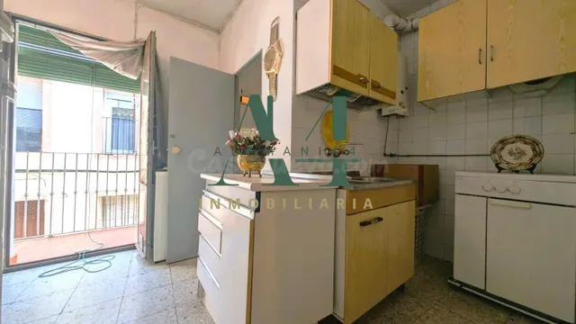Casa en casco antiguo ideal para apartamento turístico - foto 2