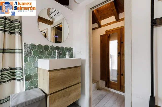 Casa unifamiliar reformada. — 6