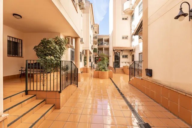Piso de 2 habitaciones en Armilla. ¡ en rentabilidad ! — 4