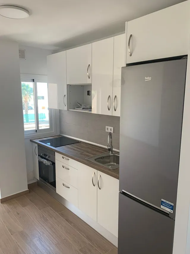 Los cristianos  Piso 1 habitación a 200 metros del mar en urb de calidad — 6