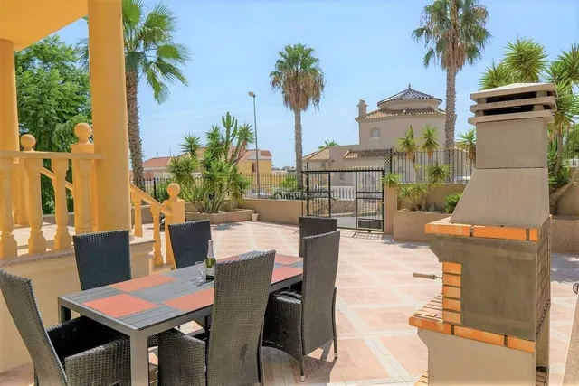 Villa 3 habitaciones en venta - Las Filipinas — 7