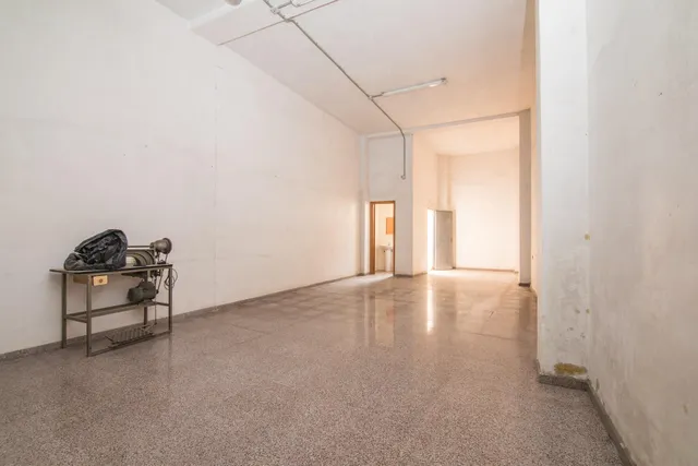 LOCAL EN VENTA EN CALLE FILET DE FORA — 14