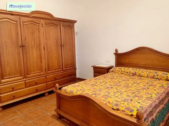 VENTA DE CASA CON TERRENO — 9