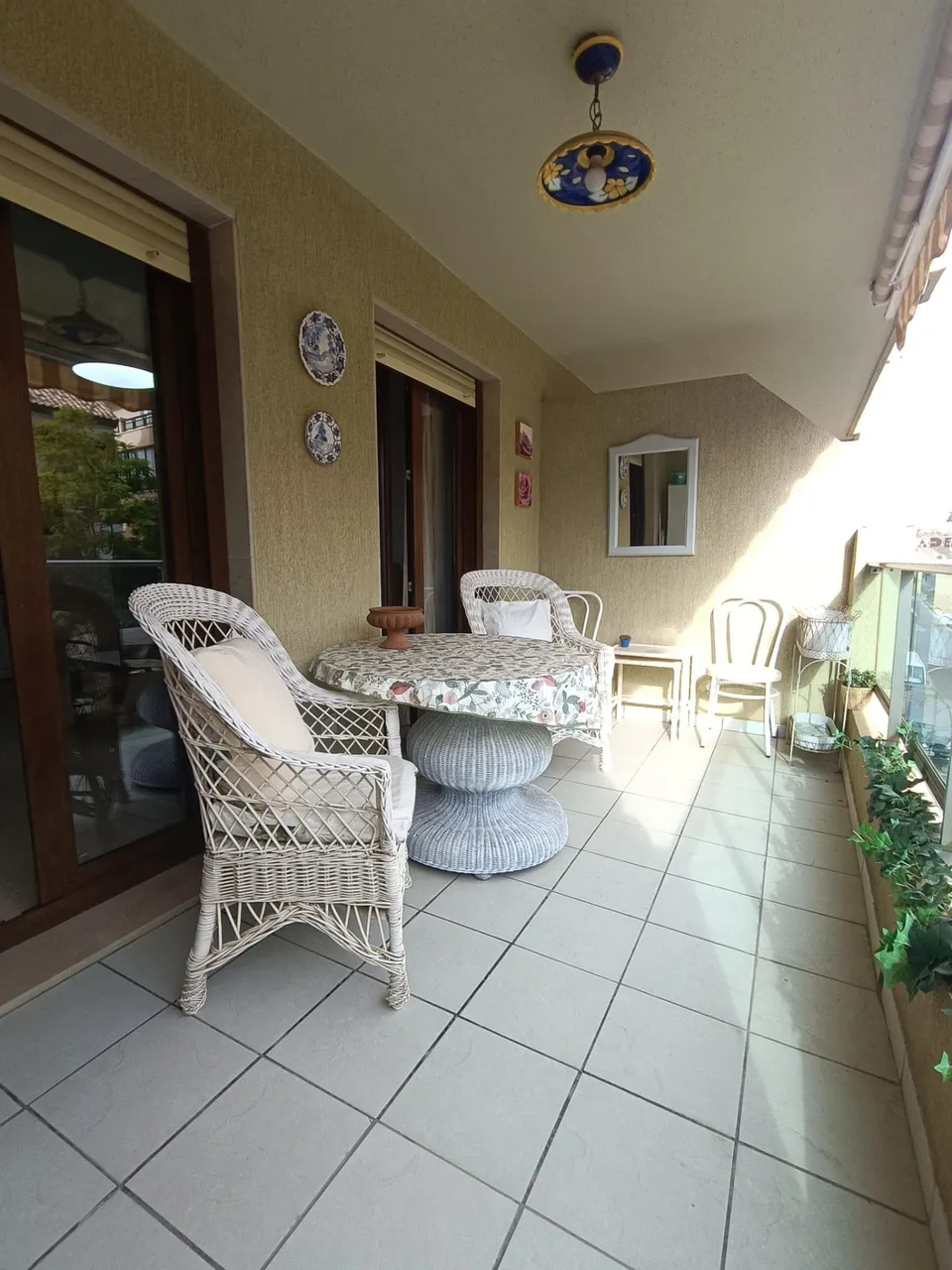 APARTAMENTO EN SEGUNDA LÍNEA DE PLAYA EN FUENGIROLA EN ALQUILER DE ENERO A JUNIO
