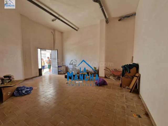 INMOBILIARIA LA MANCHA VENDE LOCAL COMERCIAL EN TOBARRA. - foto 2