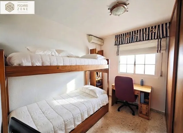 PRECIOSO CHALET CON VISTAS AL MAR EN RINCÓN DE LA VICTORIA — 9