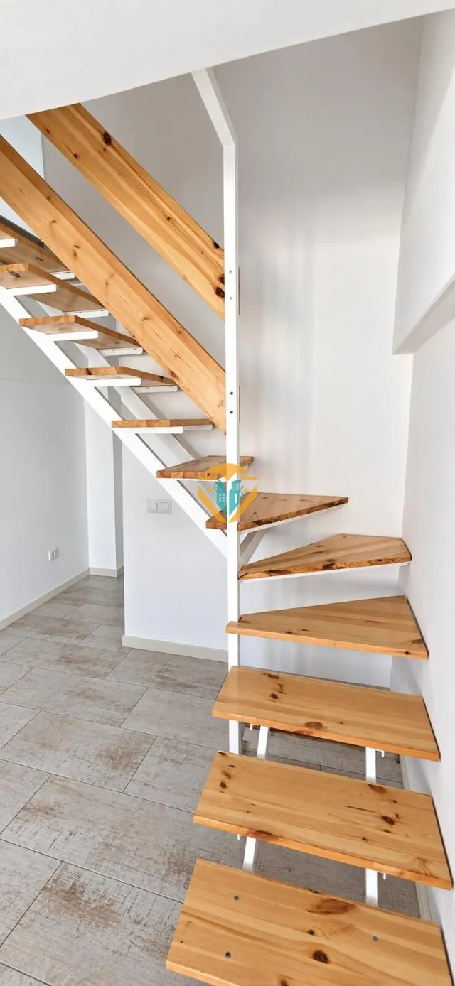 Moderno Piso Reformado en el Corazón del Rincon de Loix, Benidorm — 7
