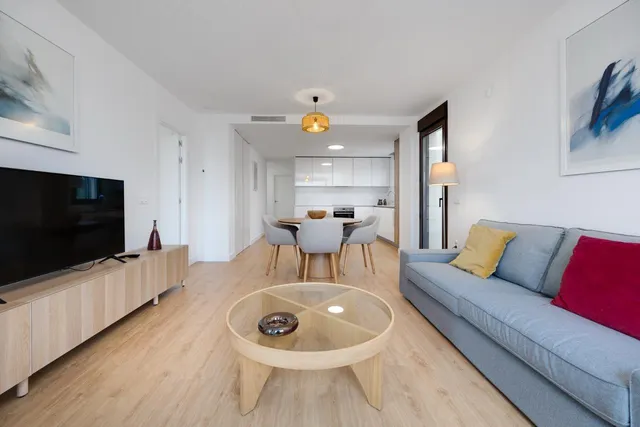 Ático a estrenar con solárium privado y vistas a la piscina en Villamartín — 7