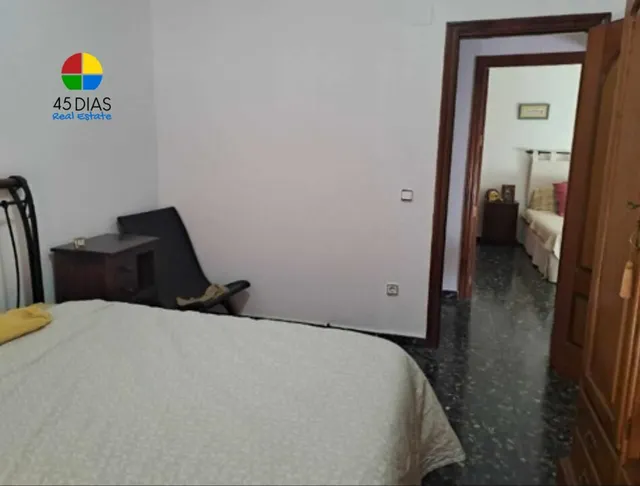 casa en venta con garaje privado en Montijo Badajoz — 23
