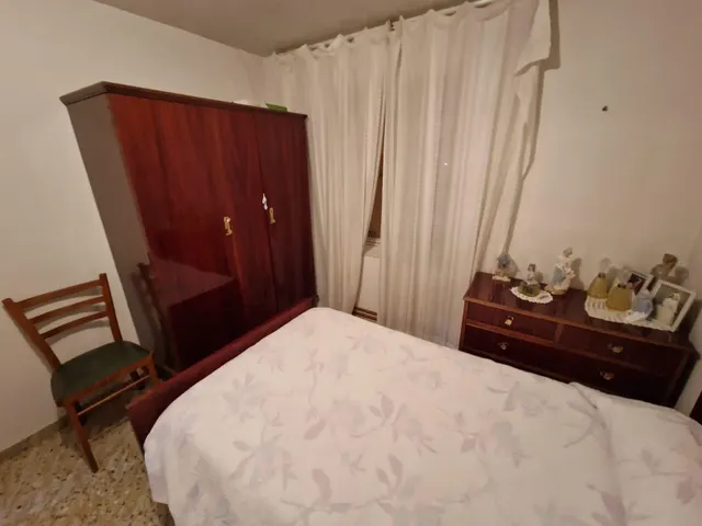 SE VENDE CASA EN VILLACALBIEL, 2 PLANTAS, PATIO 60 M2, CALEF - foto 4