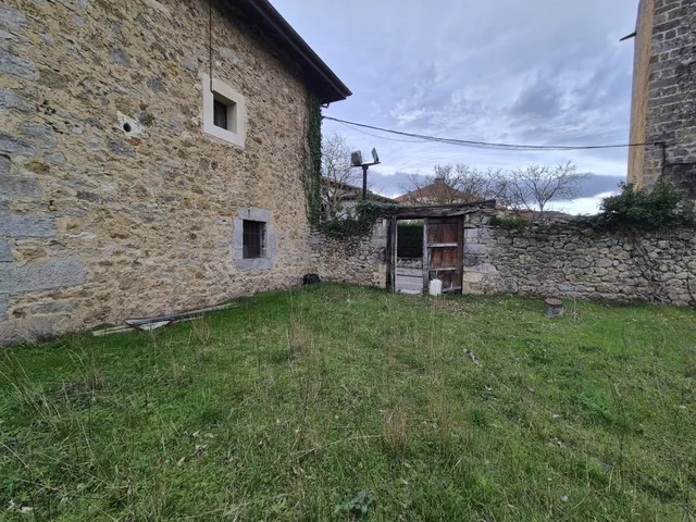 Negocio o vivienda, OPORTUNIDAD en Villasana de Mena - foto 4