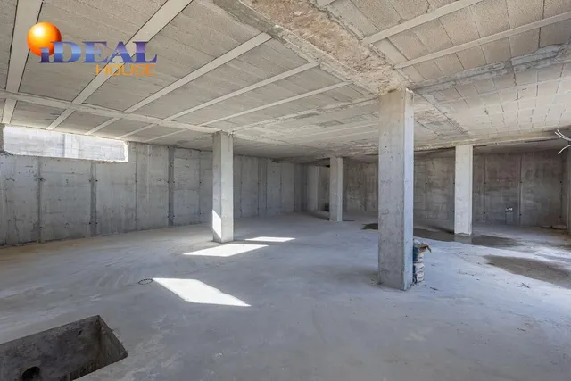 Parcela exclusiva con estructura de Chalet independiente y piscina en Urb. El Montecillo, Las Gabias — 15