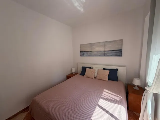 Piso perfectamente conectado en calle Héroe de Sostoa — 26