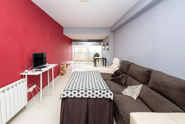 Piso en Serrallo, calle Aconcagua. Vivienda del 2007, situada en 2ª planta, con vistas despejadas — 20