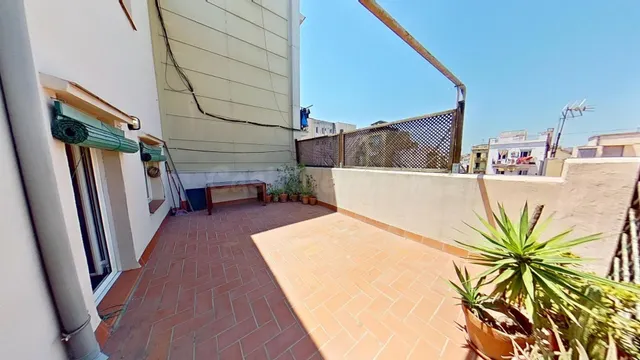 Ático luminoso de 2hab. con terraza de 20m2 - foto 4