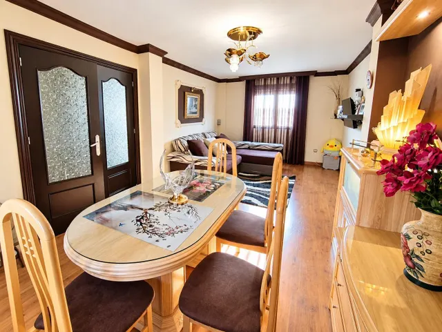 Casa 3 habitaciones 170m² en venta - Zona metropolitana — 3