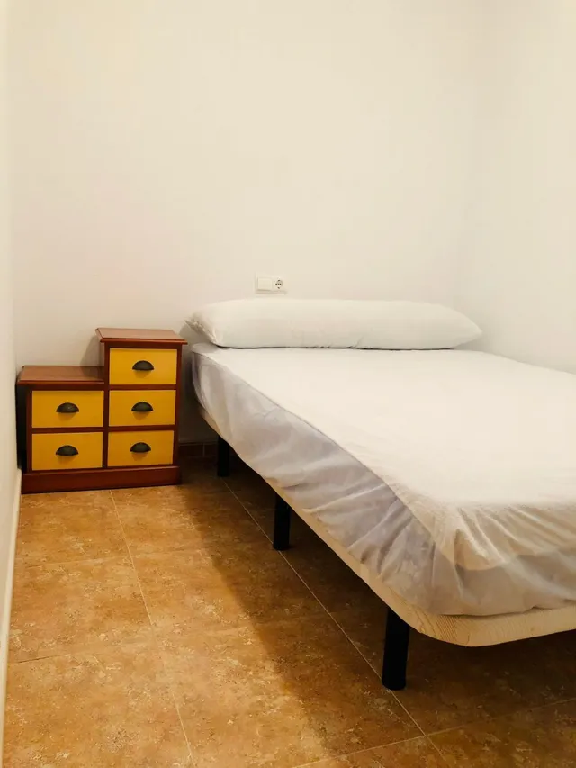 Alquiler de larga estancia en primera línea lateral de playa — 24